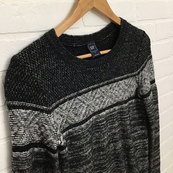GAP knit sweater fair isle warm grey black fall winter wool blend small petite - Picture 5 of 12